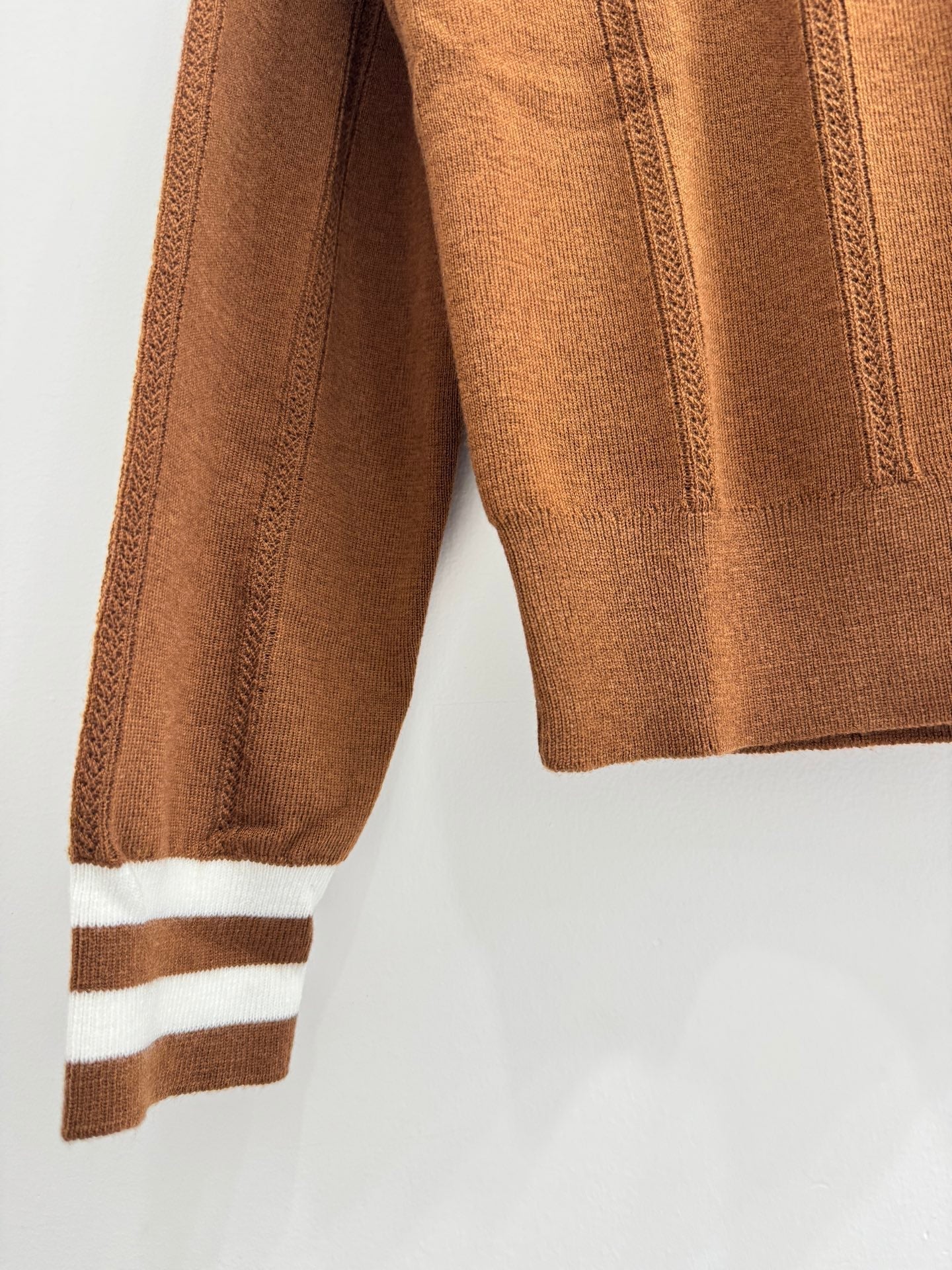 MIUMIU ZIP-UP KNIT SWEATER STYLE 62