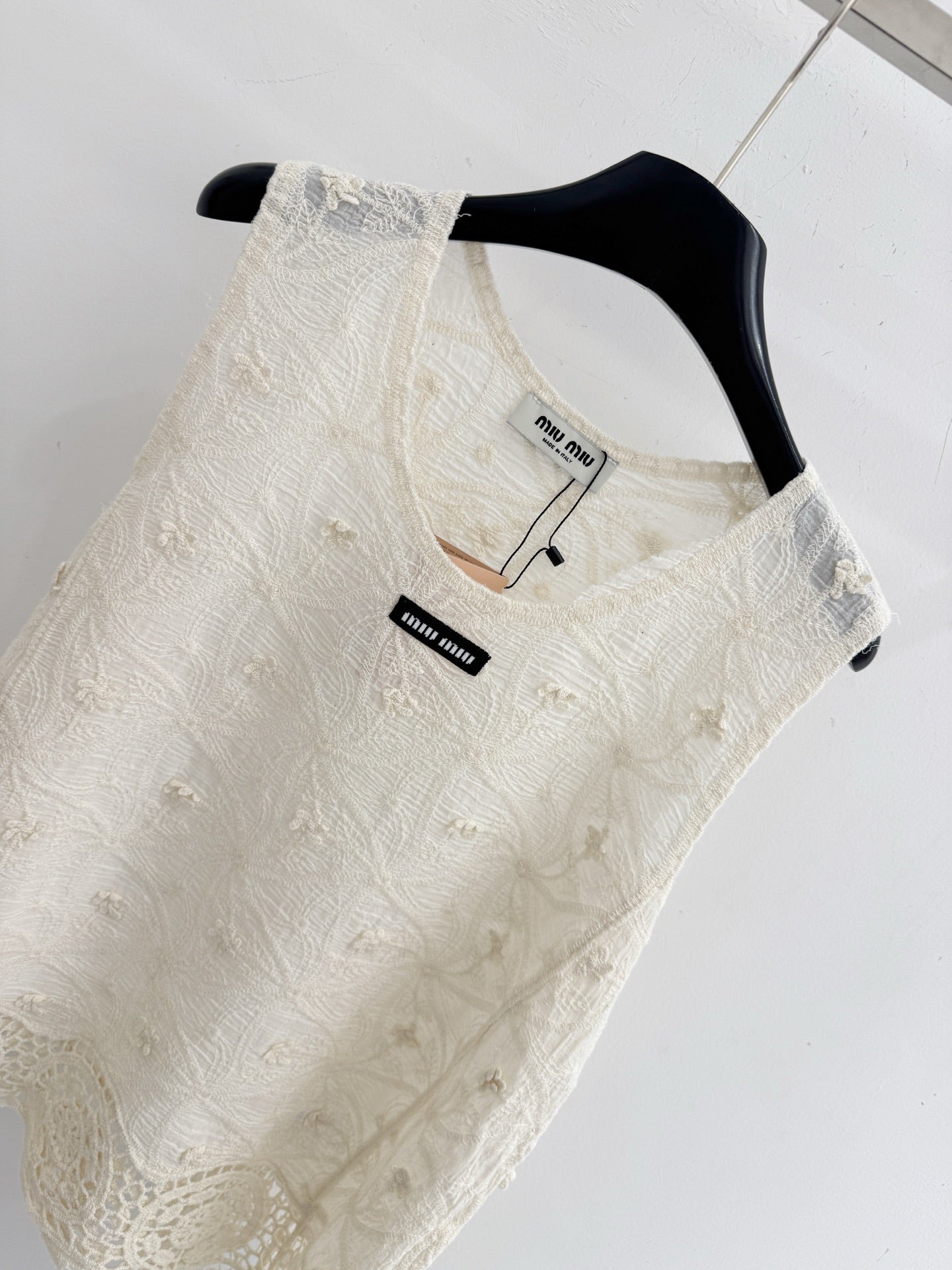 MIUMIU 26S LACE TANK TOP STYLE 1071