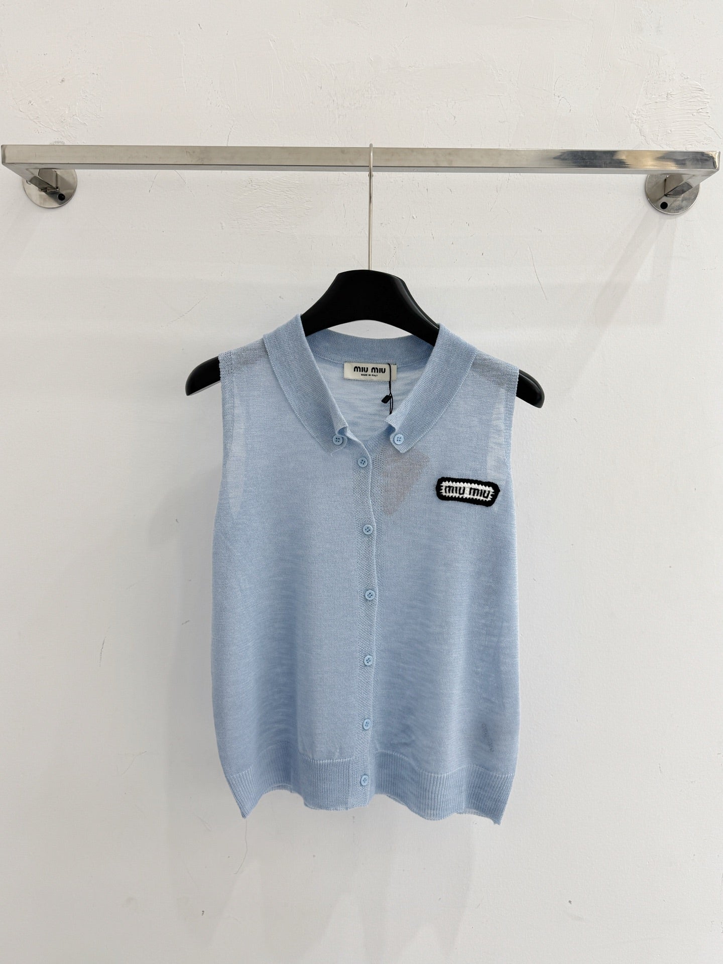 MIUMIU 26S SLEEVELESS KNIT POLO TOP STYLE 1069