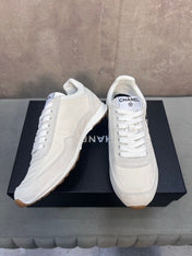 CHANEL 26S RUNNING SNEAKERS IN WHITE AND LIGHT GREY MATERIAL CC LOGO