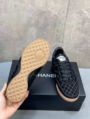CHANEL 26S SNEAKERS IN BLACK SUEDE QUILTED CC LOGO