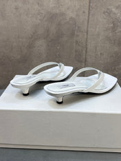 THE ROW 26S SQUARE TOE THONG KITTEN HEEL SANDALS 45MM IN WHITE CROCODILE EMBOSSED CALFSKIN