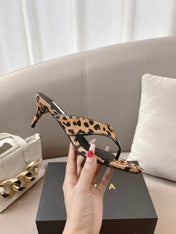 ALAIA HEELED THONG 25S 55 MM IN LEOPARD PONY HAIR LEATHER