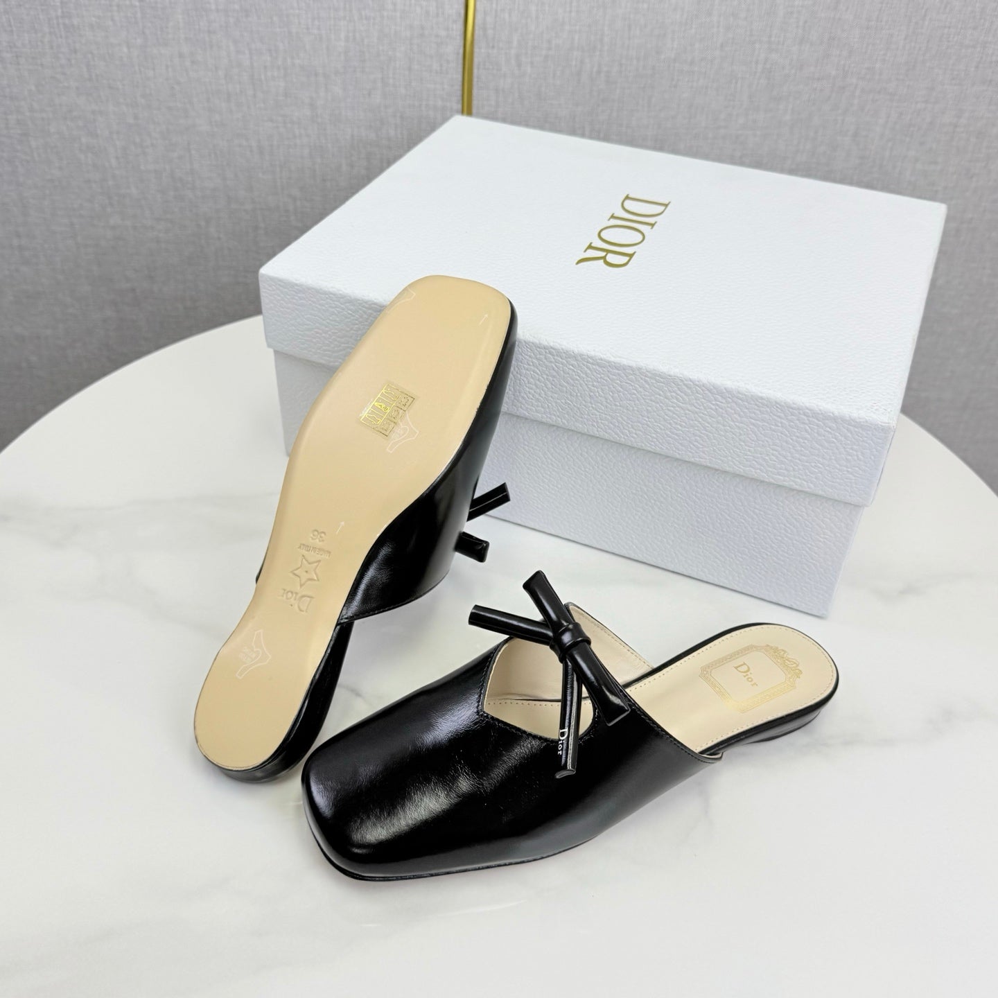 DIOR 26S PEARL-ACCENT BOW FLAT MULES IN BLACK GLOSSY CALFSKIN