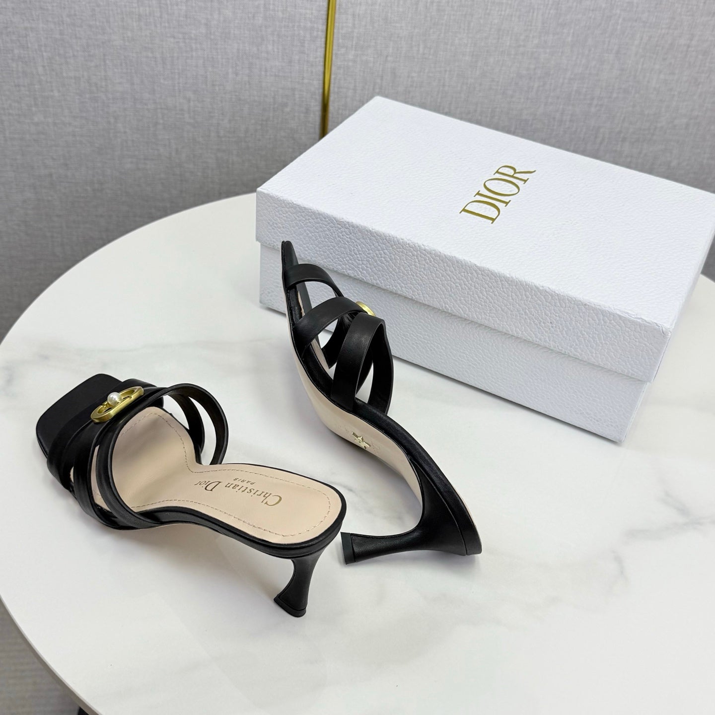 DIOR 26S 30 MONTAIGNE HIGH-HEELED IN BLACK CALFSKIN GOLD HARDWARE