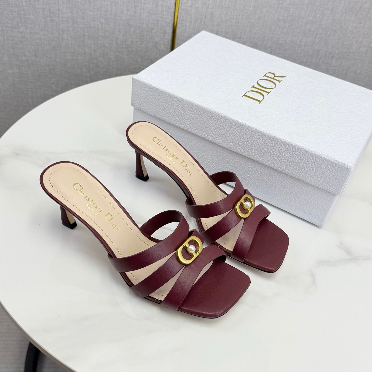 DIOR 26S 30 MONTAIGNE HIGH-HEELED IN BURGUNDY RED CALFSKIN GOLD HARDWARE