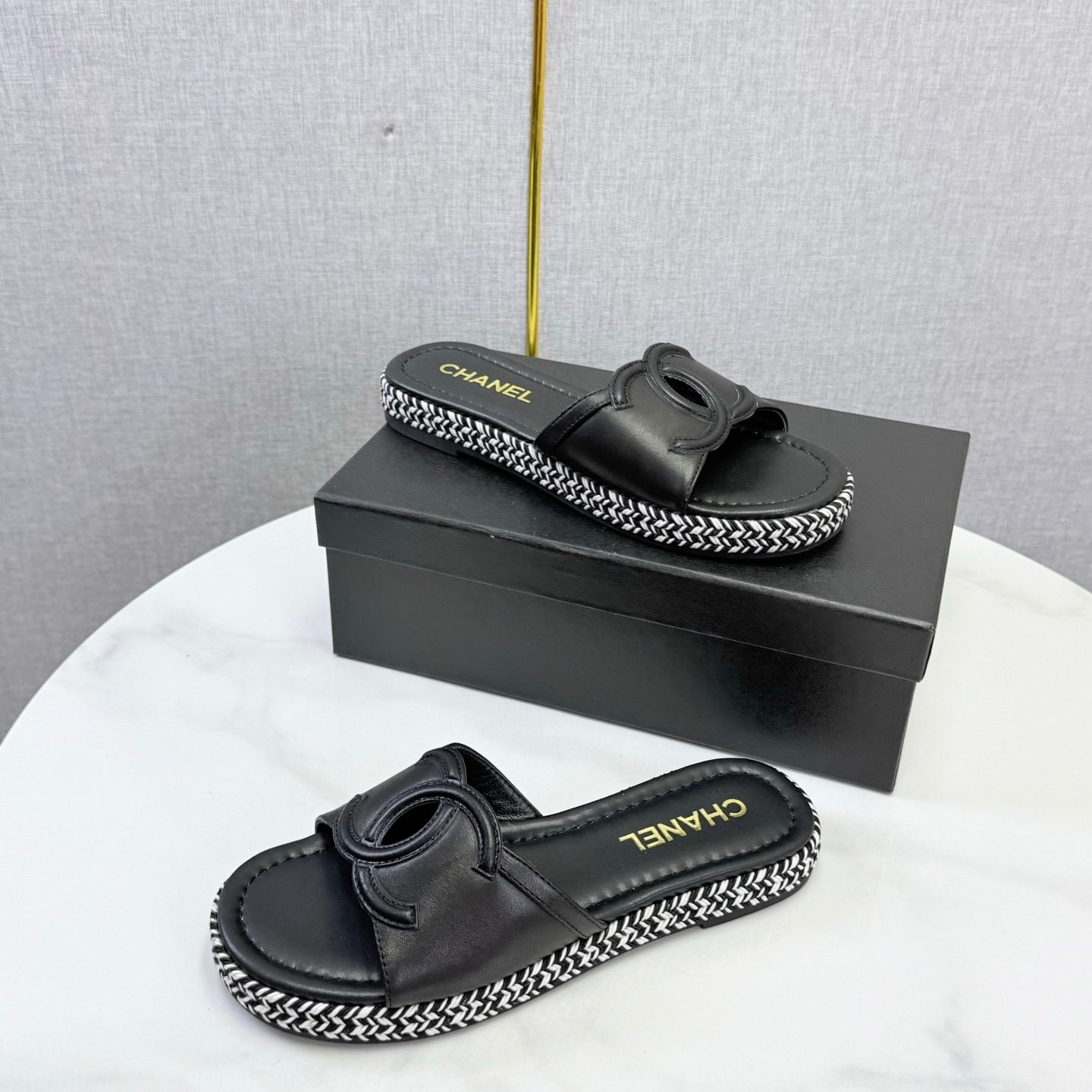 CHANEL 26S PLATFORM SLIDES IN BLACK LAMBSKIN WITH CC LOGO