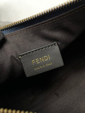 FENDIGRAPHY MEDIUM 29 IN QUEEN SMOOTH LAMBSKIN GOLD HARDWARE