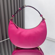 FENDIGRAPHY MEDIUM 29 IN BRIGHT PINK SMOOTH LAMBSKIN GOLD HARDWARE