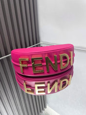 FENDIGRAPHY MEDIUM 29 IN BRIGHT PINK SMOOTH LAMBSKIN GOLD HARDWARE