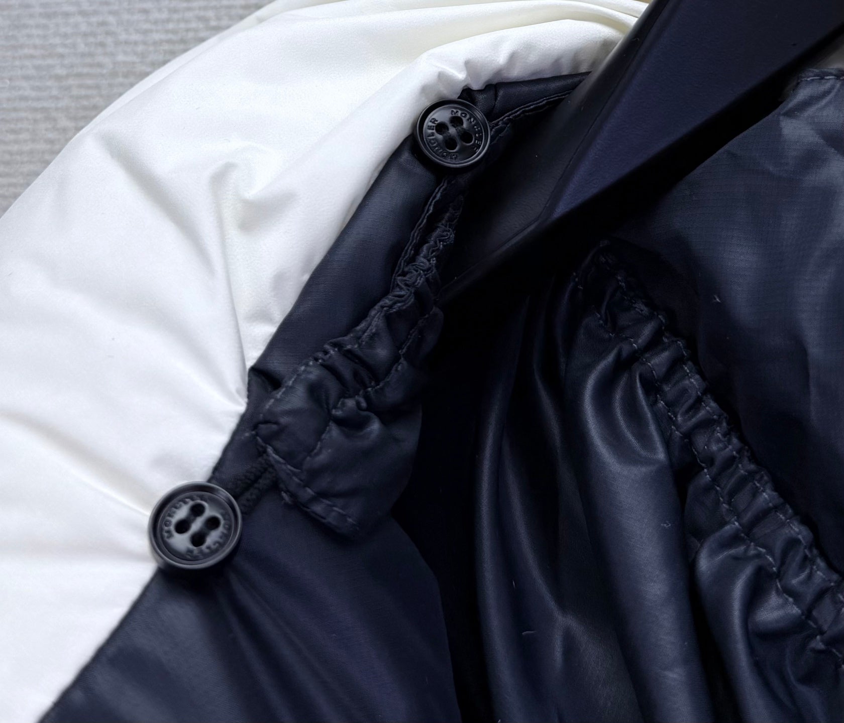 MONCLER JACKET STYLE 313