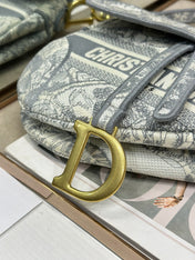 DIOR 26S SADDLE BAG 25 IN GREY AND WHITE JACQUARD