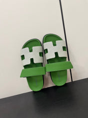 CHYPRE SANDAL GREEN MIX CREAM CALFSKIN