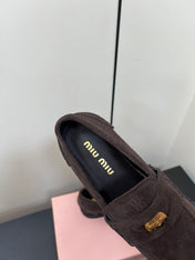 PENNY LOAFERS IN CHOCOLATE SUEDE