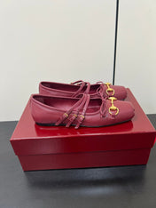 GG MARY JANE 25S IN RED LAMBSKIN WITH GOLD HARDWARE