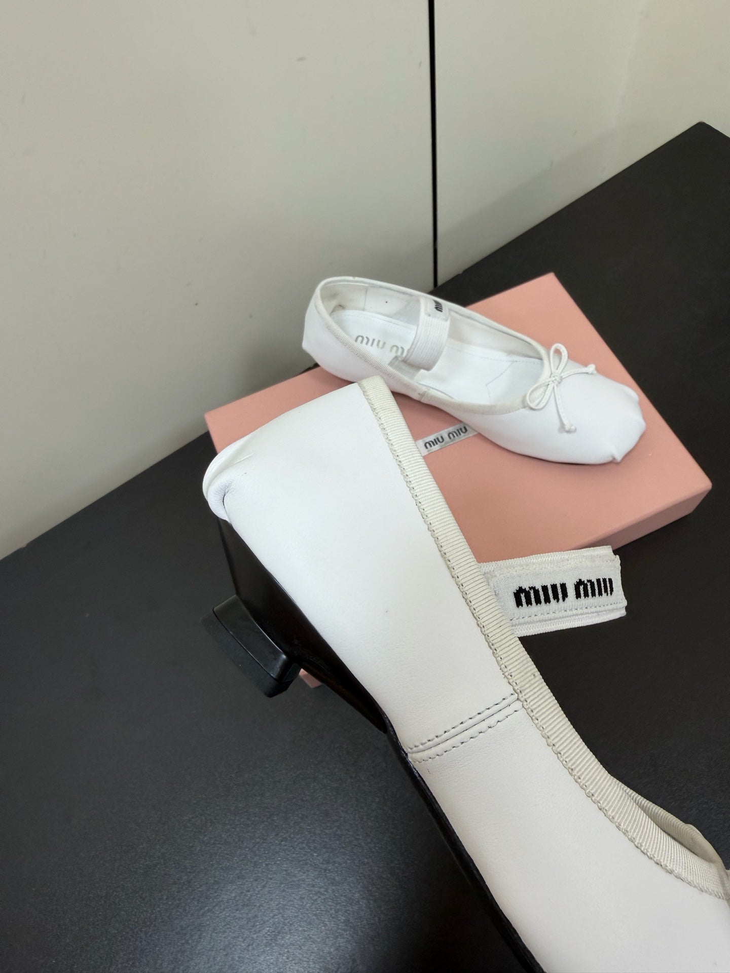 MIUMIU 26S FAIRY BALLET FLATS IN WHITE CALFSKIN