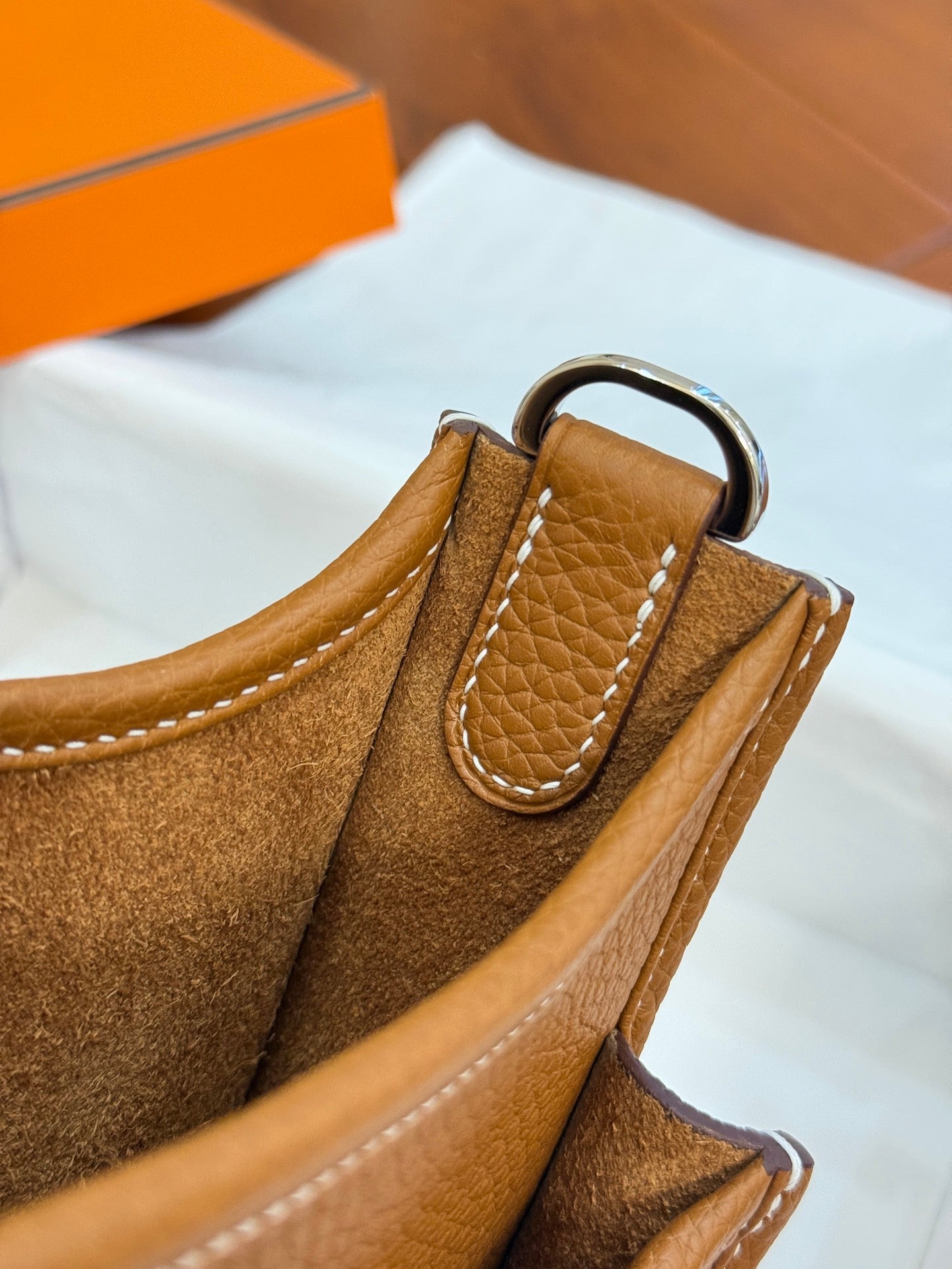 HM 26S EVELYNE BAG 23MM IN ORANGE BROWN GRAINED CALFSKIN