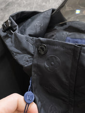 LV BLACK JACKET 239570
