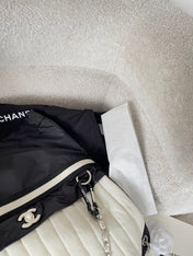 CHANEL 26S DRAWSTRING BACKPACK 44 IN BLACK AND WHITE NYLON GOLD HARDWARE