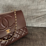CHANEL 26S LARGE CC LOGO FLAP SHOULDER BAG 33 IN DARK BROWN LAMBSKIN GOLD HARDWARE
