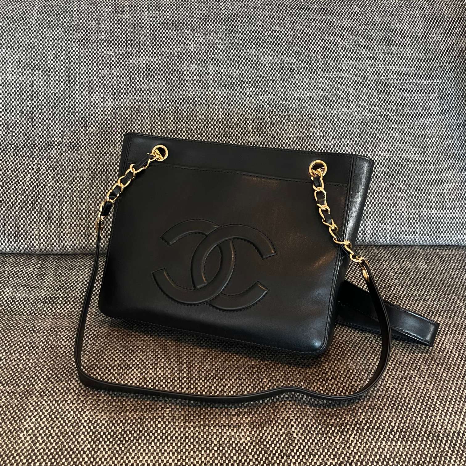 CHANEL 26S FLAP SHOULDER BAG 26 IN BLACK LAMBSKIN GOLD HARDWARE