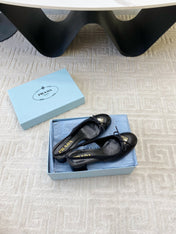 TRIANGLE LOGO SLINGBACK PUMPS WITH BOW IN BLACK CALFSKIN