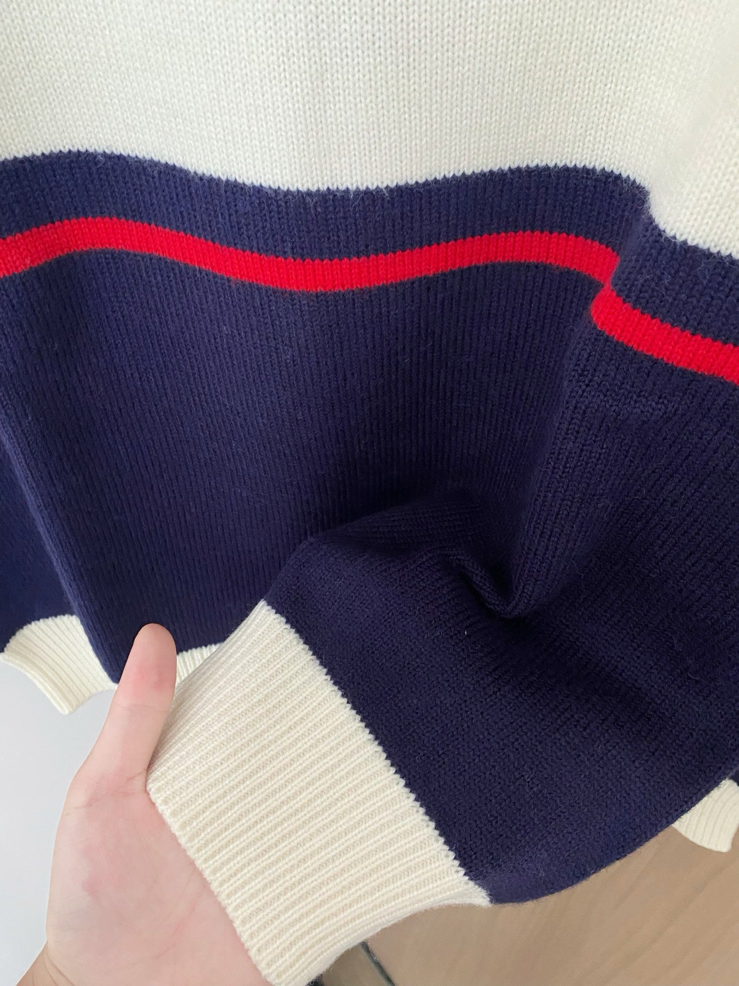 MIUMIU SWEATER STYLE 135