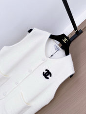 CHANEL 25S SLEEVELESS VEST 366