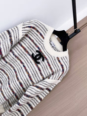 CHANEL 25S LONG-SLEEVE SWEATER 534