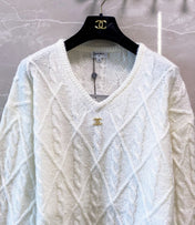 CHANEL 26S V-NECK SWEATER 656