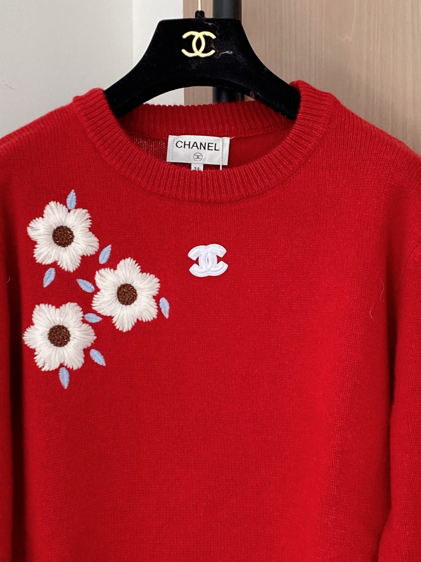 CHANEL 26S CREW NECK SWEATER 859