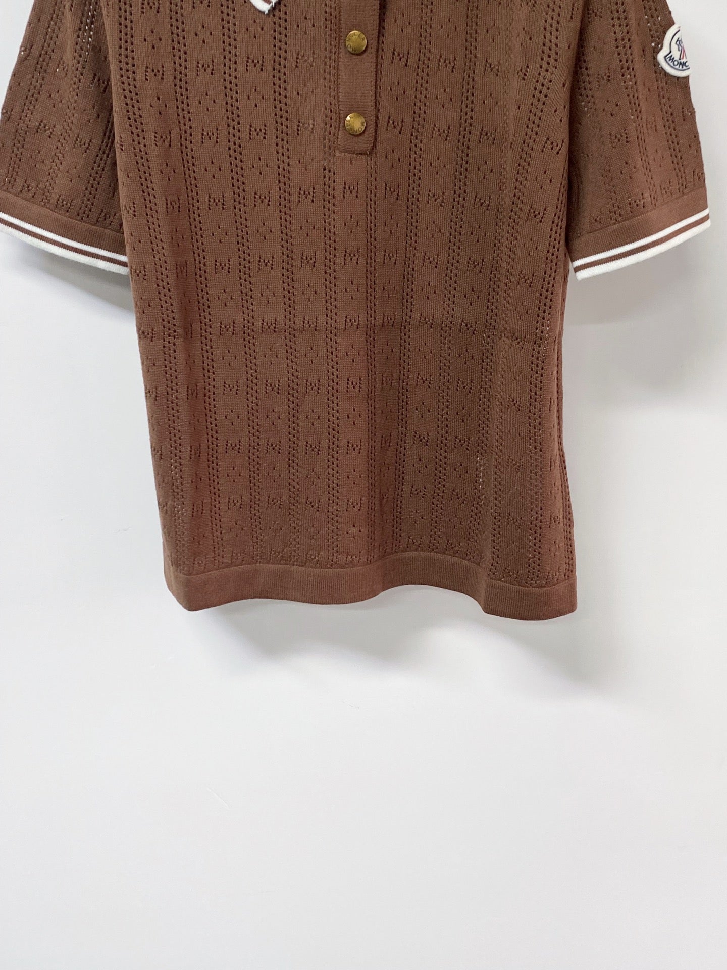 MONCLER 26S SHORT SLEEVE SHIRT 647
