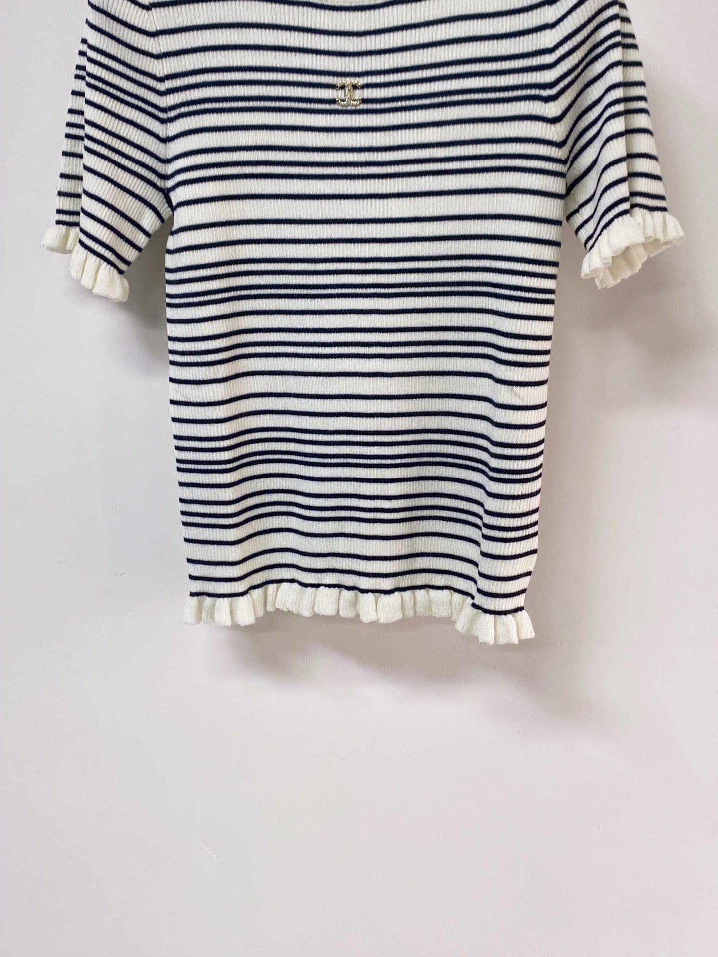 CHANEL 26S SHORT-SLEEVE SWEATER STYLE 1051