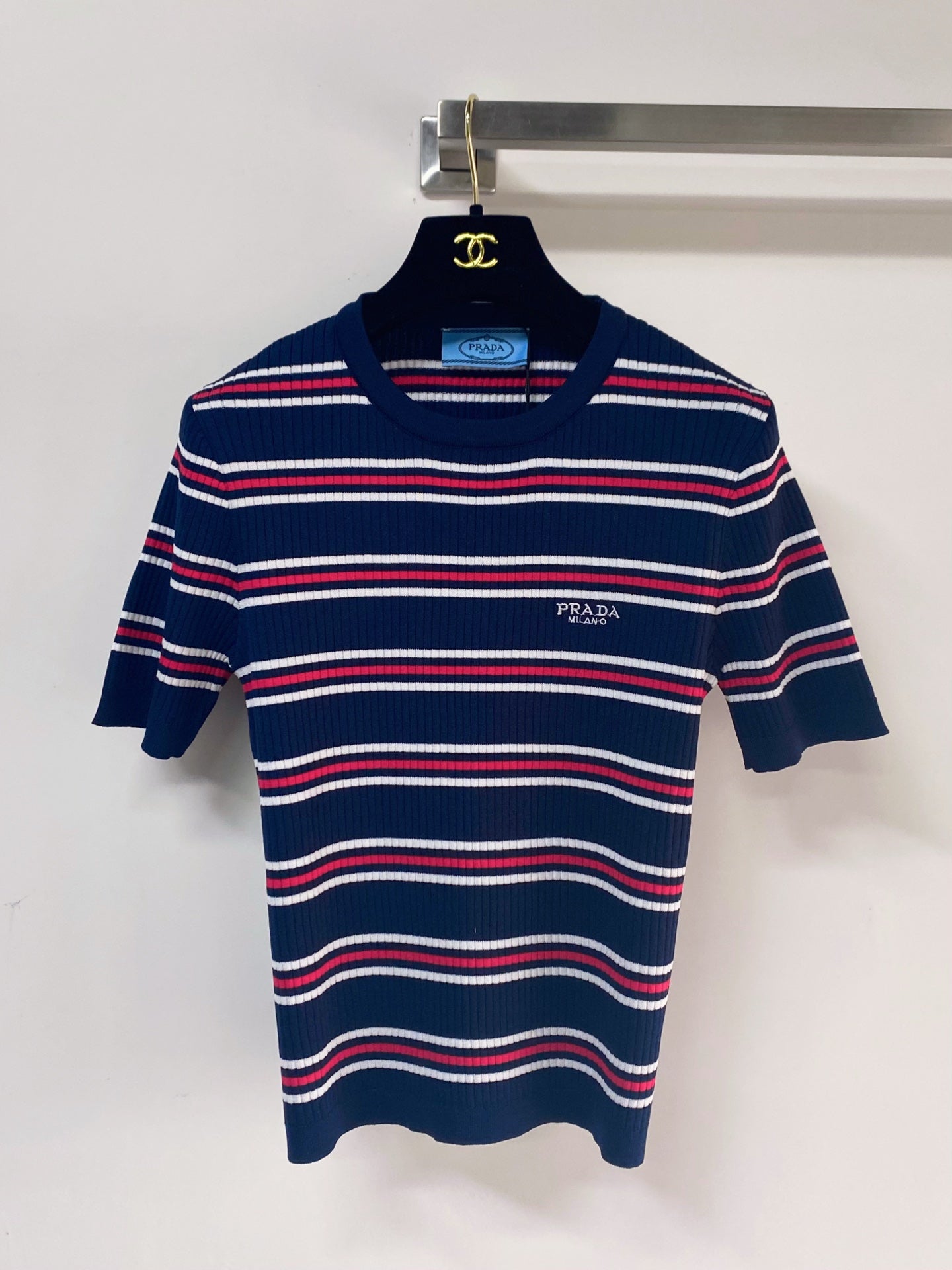 PRADA 26S SHORT-SLEEVED SWEATER STYLE 894