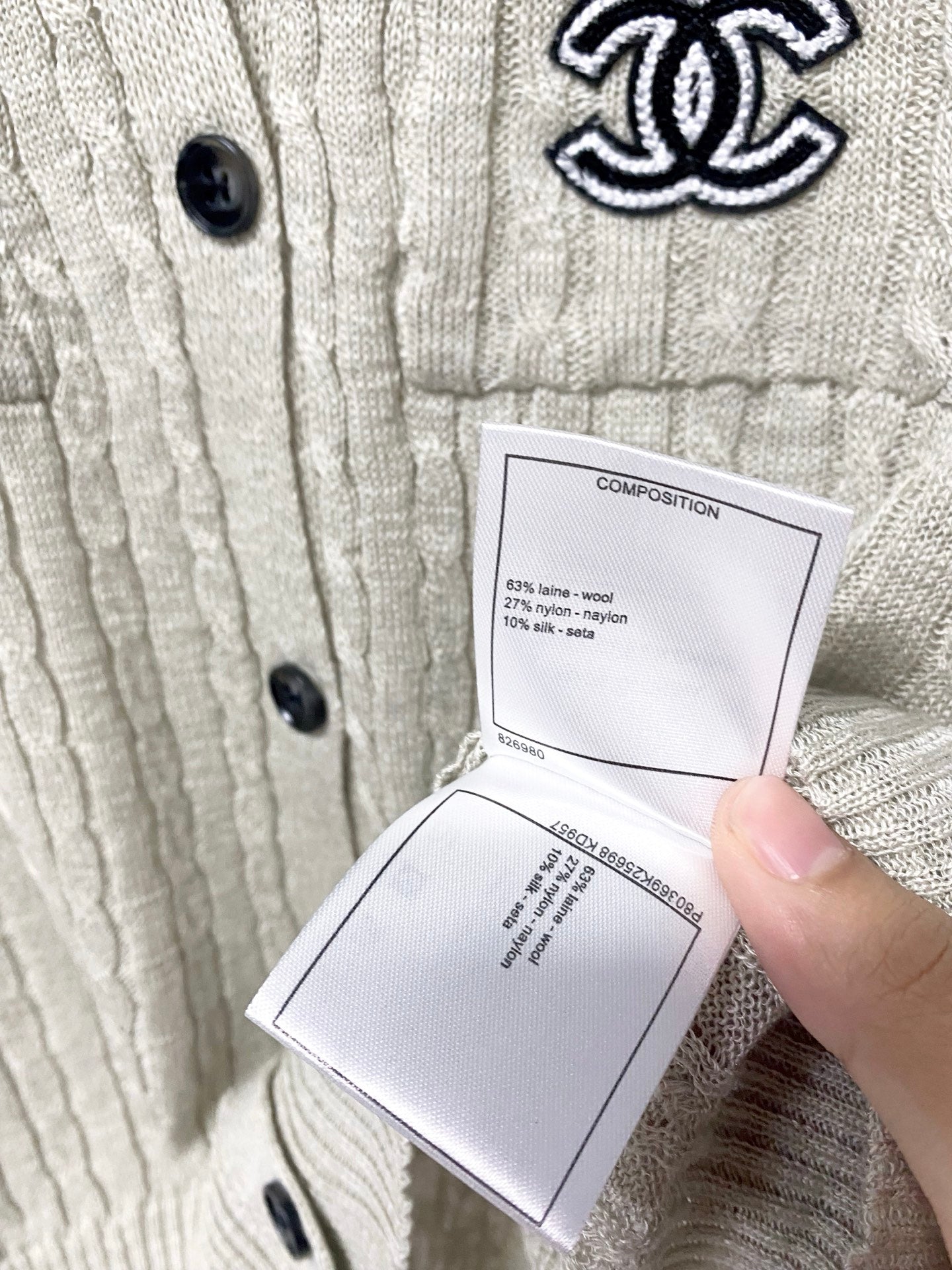 CHANEL 26S SLEEVELESS POLO KNIT TOP STYLE 1137