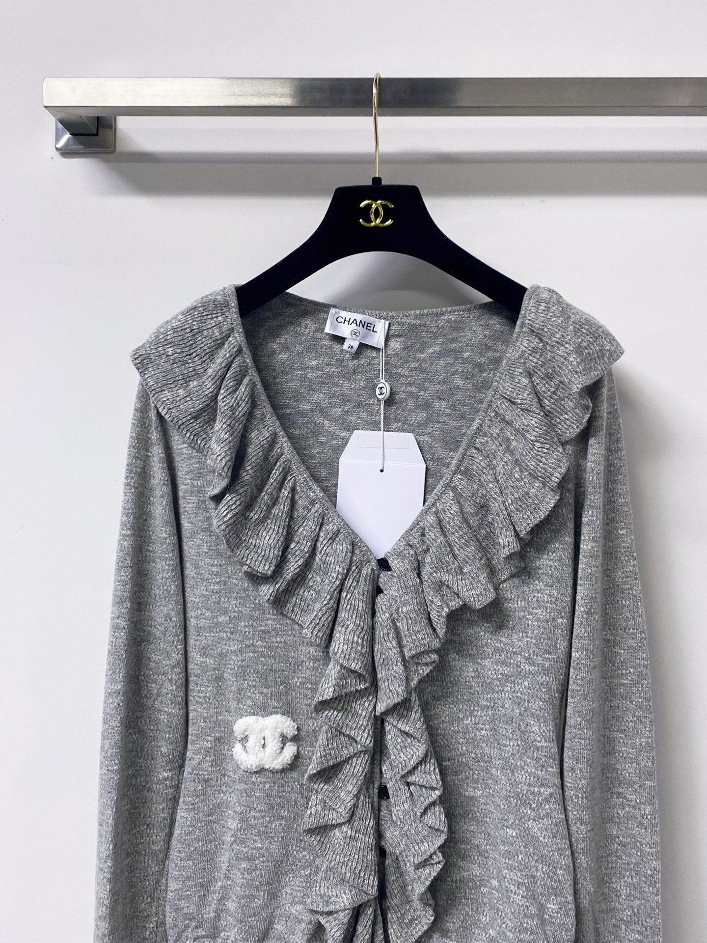 CHANEL 26S RUFFLE KNIT CARDIGAN 1309