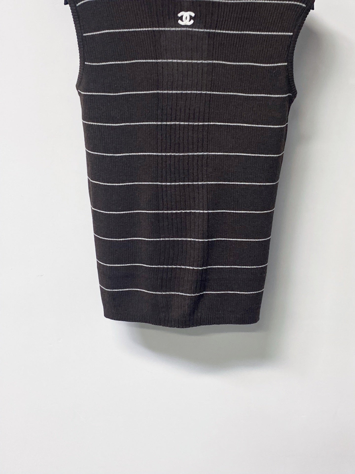 CHANEL 26S NECK SLEEVELESS KNIT TOP 1636