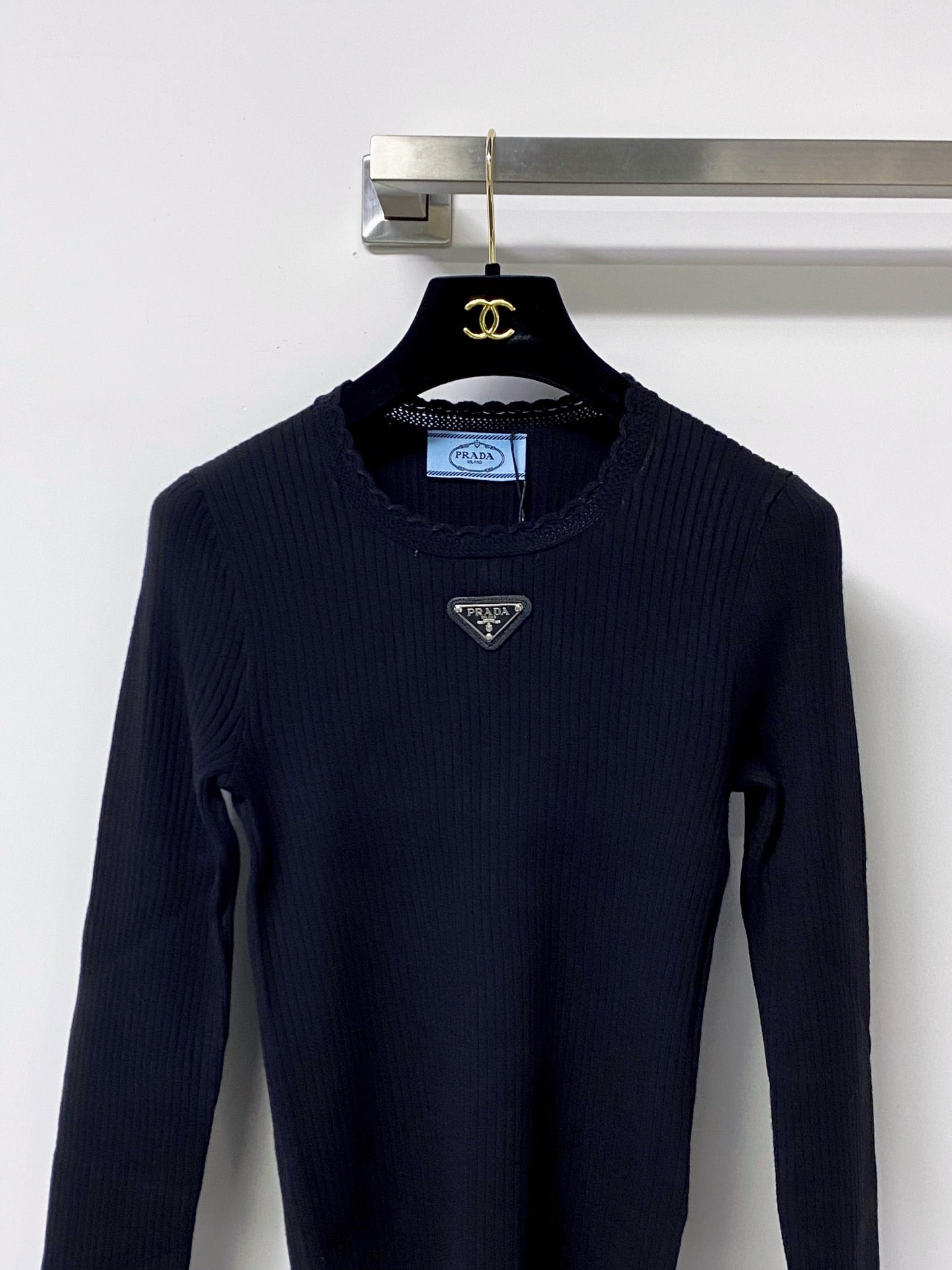 PRADA 26S LONG-SLEEVE TOP 1137