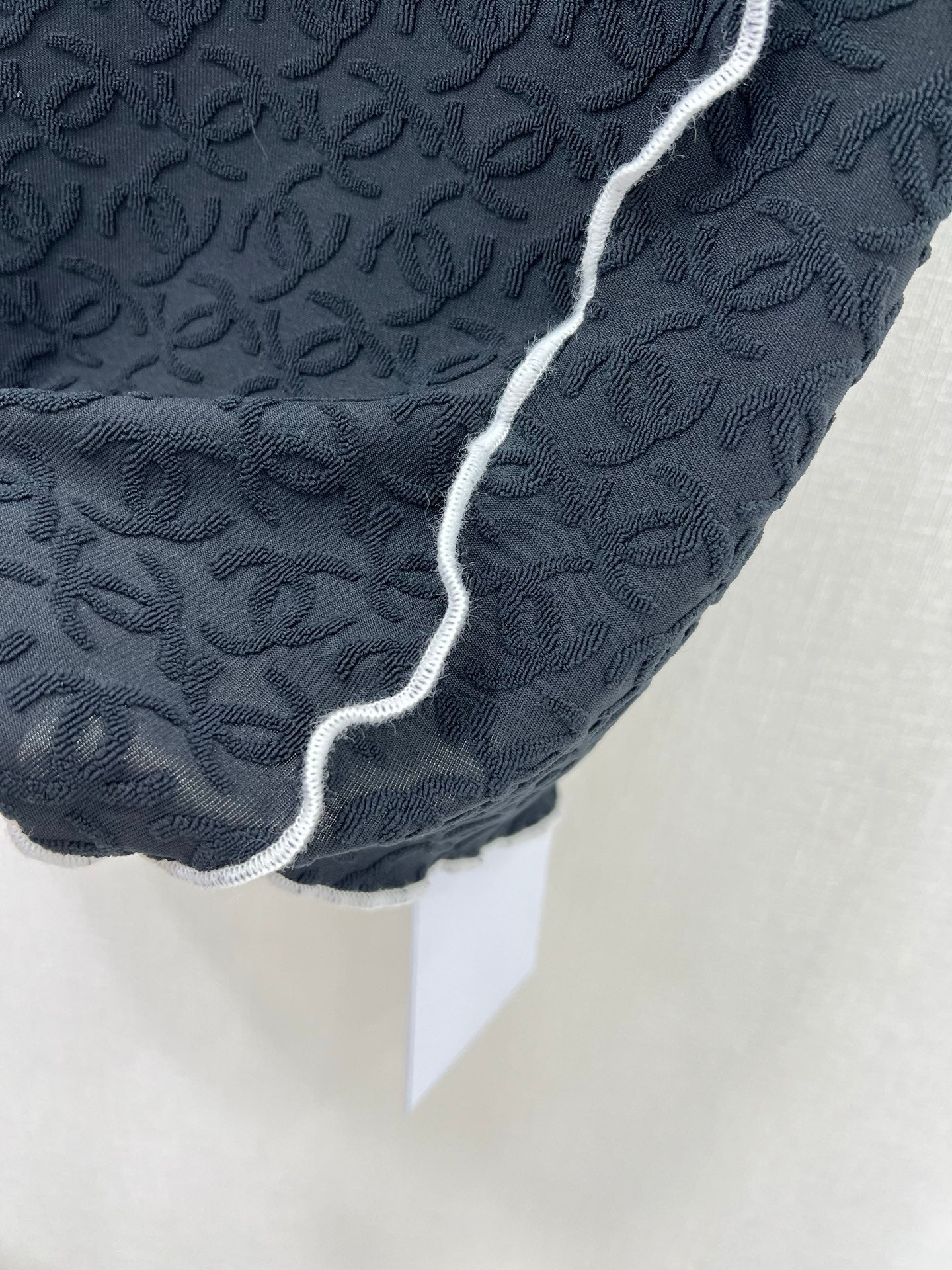 CHANEL KNIT SWEATER 269250