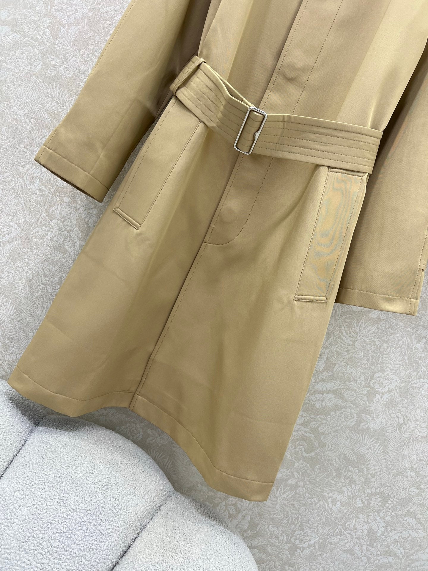 BURBERRY WINDBREAKER JACKET 275088