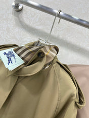 BURBERRY SELFORD-STYLE TRENCH COAT 275097
