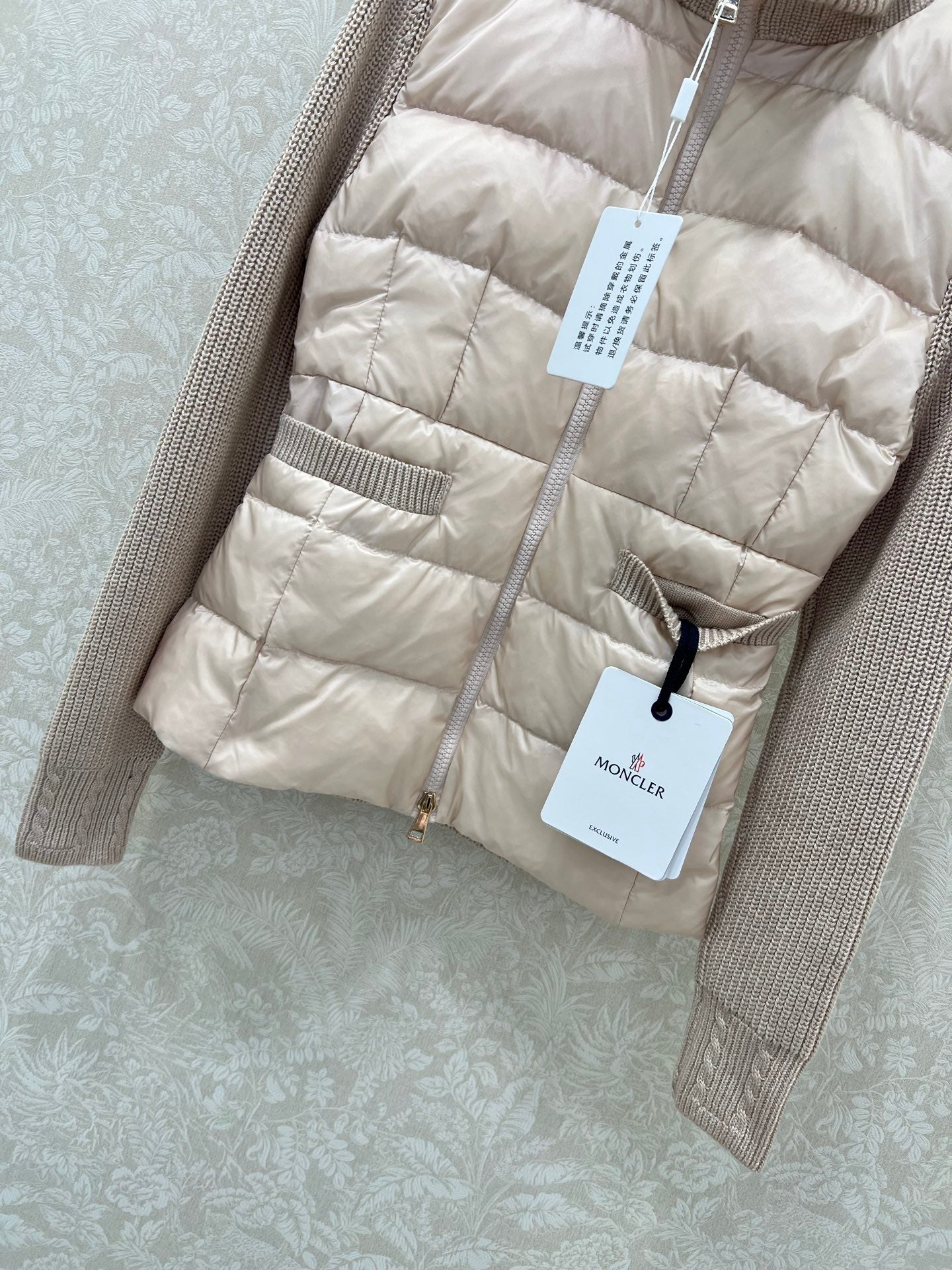 MONCLER 25S JACKET IN NUDE 071