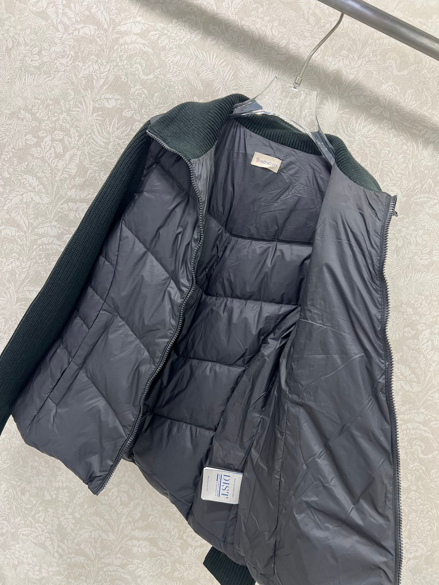 MONCLER 25S JACKET IN BLACK 074