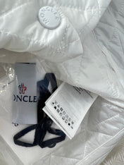 MONCLER 25S DOWN VEST IN WHITE 099