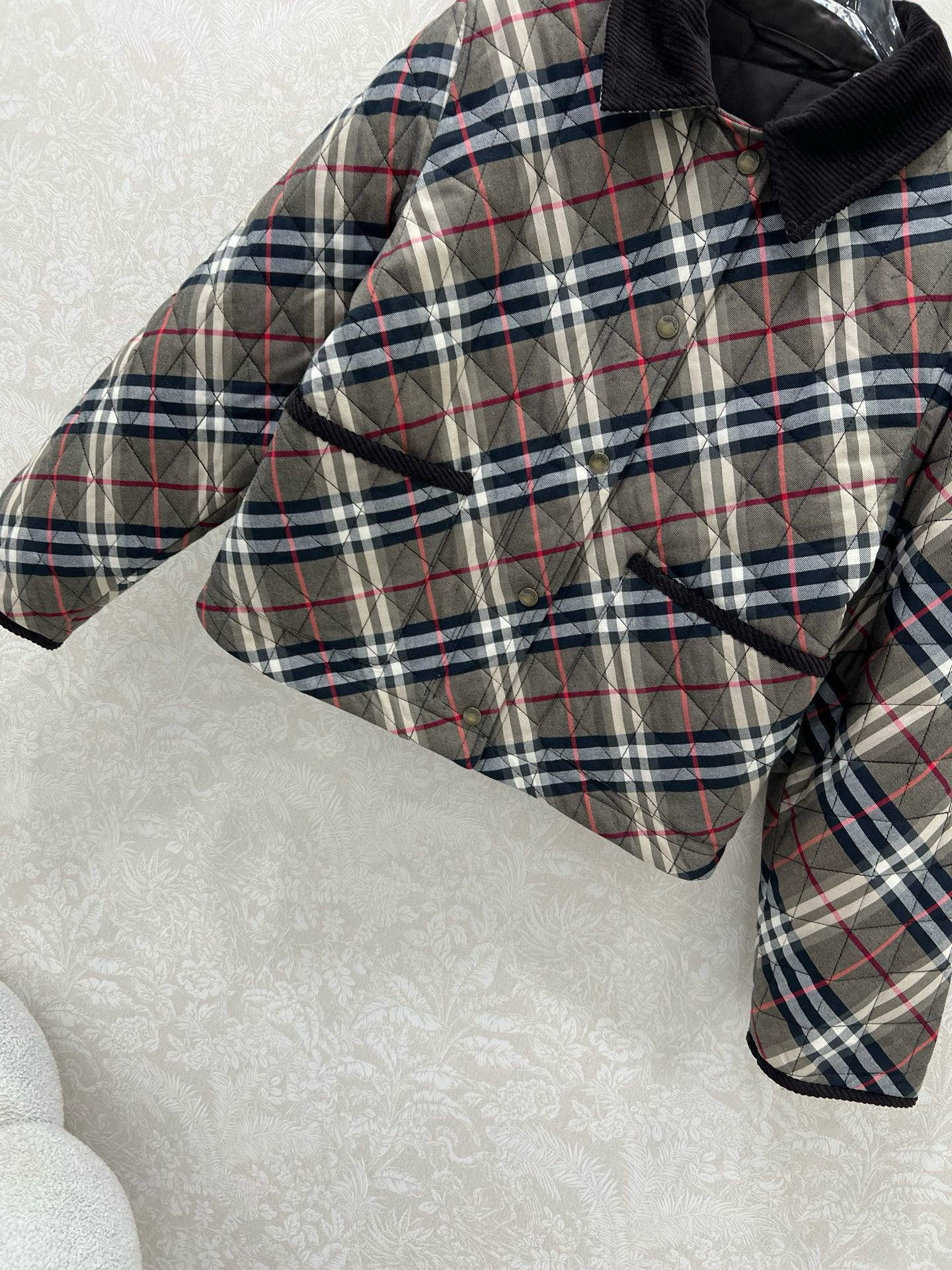 BURBERRY 25S COTTON PLAID JACKET 129