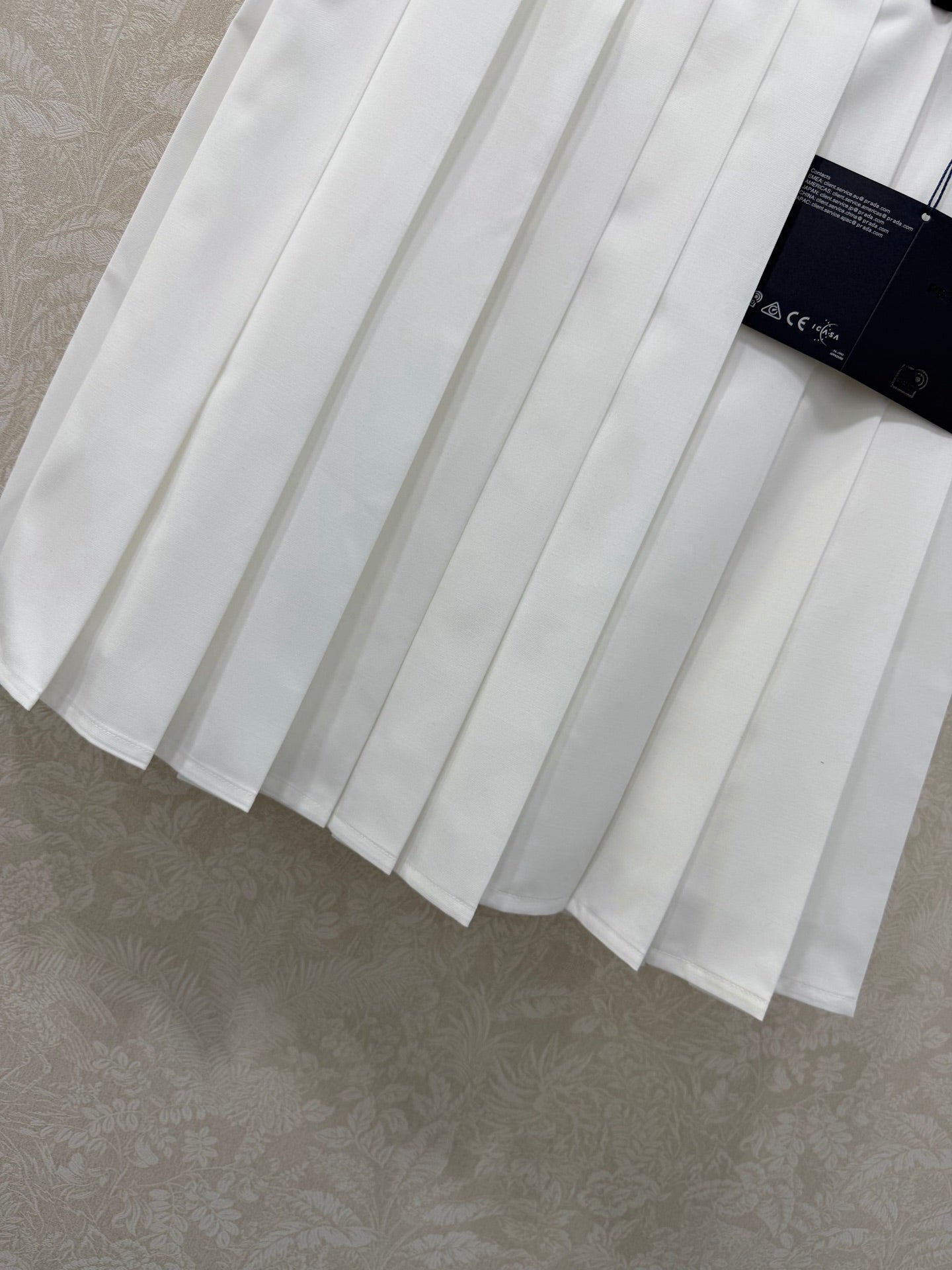 PRADA 26S HIGH WAISTED PLEATED MIDI SKIRT 770