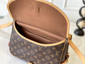 SAUMUR BB 35 IN BROWN MONOGRAM CANVAS AND LEATHER TRIM GOLD HARDWARE