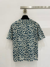 Chanel T-shirts and cut-and-sewn tops 229466