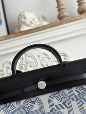 HERBAG ZIP 31 LAQUERED BAG IN OFF-WHITE MIX BLUE H PLUME CANVAS