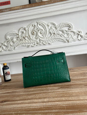 HM 26S KELLY MINI 22MM IN DARK GREEN CROC EMBOSSED CALFSKIN SILVER KELLY BUCKLE